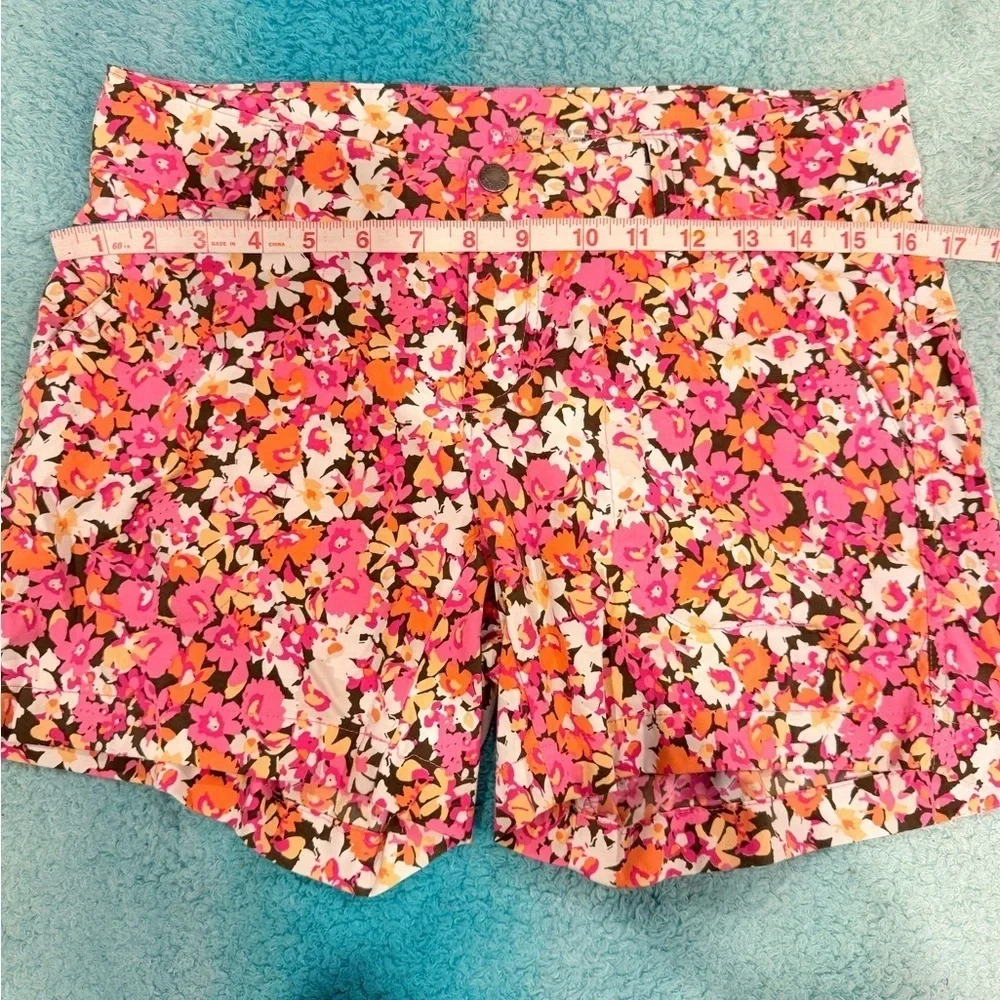 🔥Columbia Pink Women's Shorts🔥